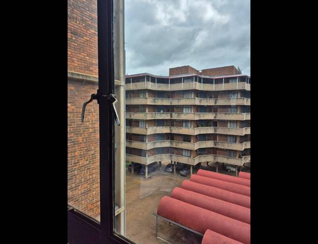 2 BEDROOM APARTMENT FOR SALE IN KILNER PARK